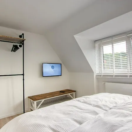 Ferienwohnung „Eiche“ In Heiligenhafen Mit Binnenseeblick דירה